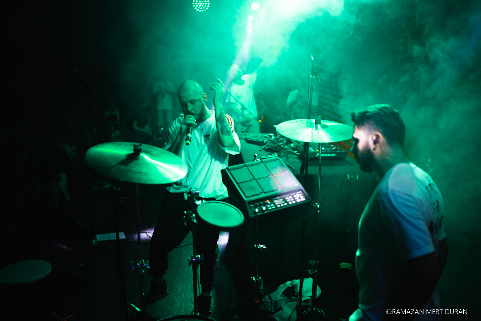 Aga B İf Beşiktaş Konseri